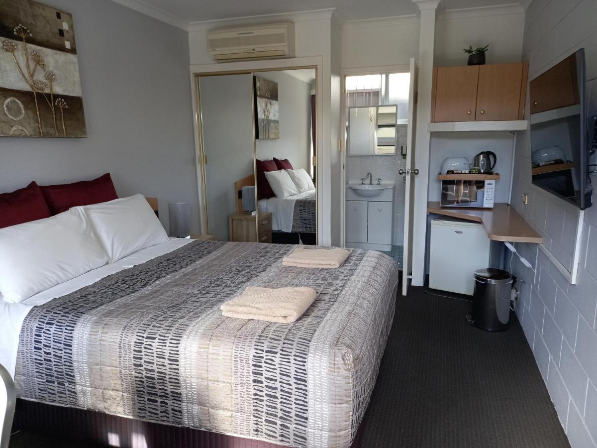 White Manor Motel Cooma Exterior foto