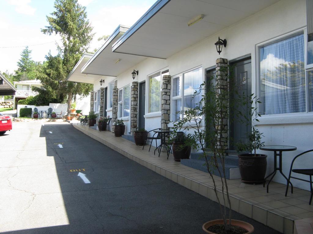 White Manor Motel Cooma Exterior foto